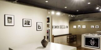 Art History on the Move
